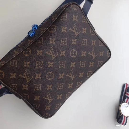 WIS Messenger Vuitton Louis 1027